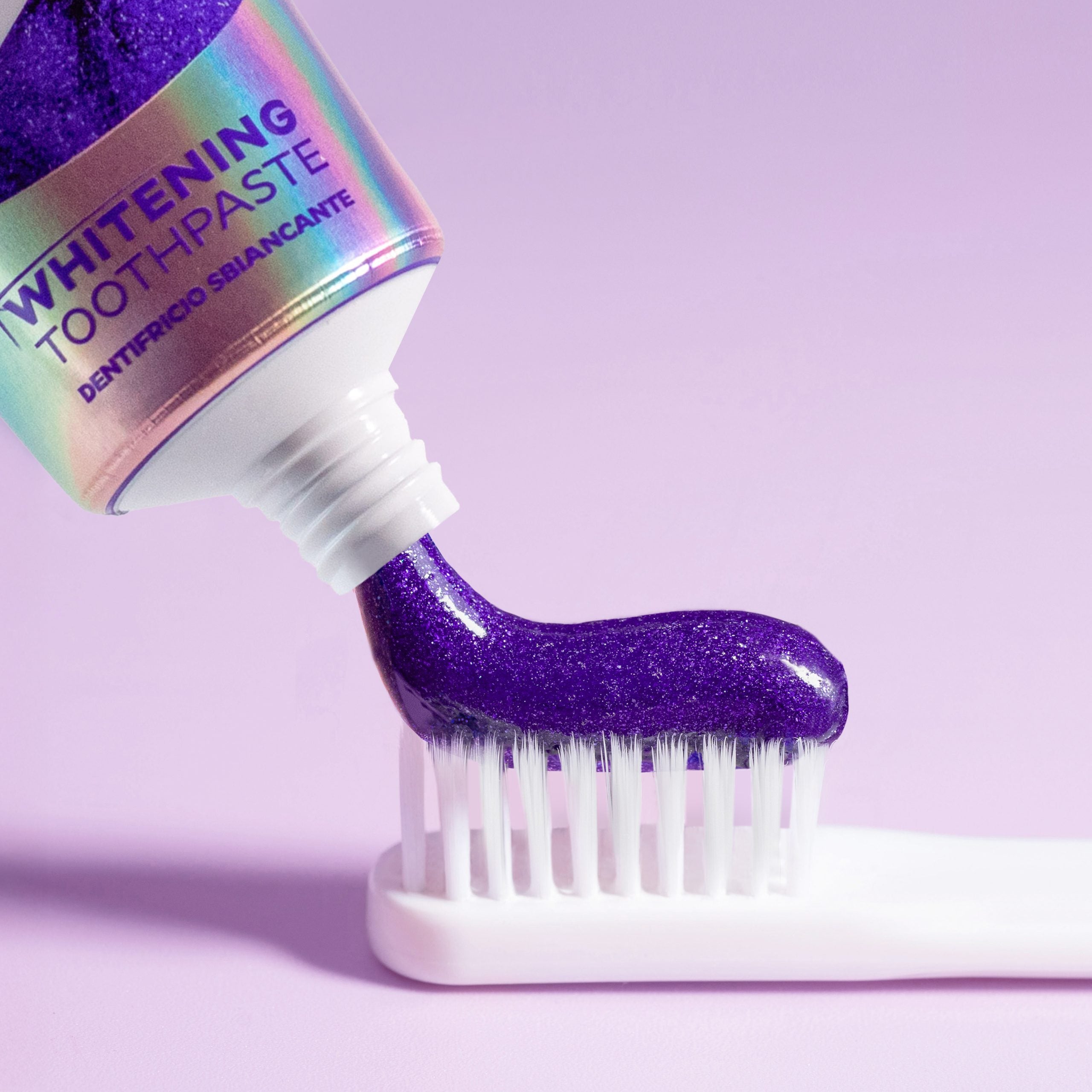 Dentifricio Sbiancante White Glow™